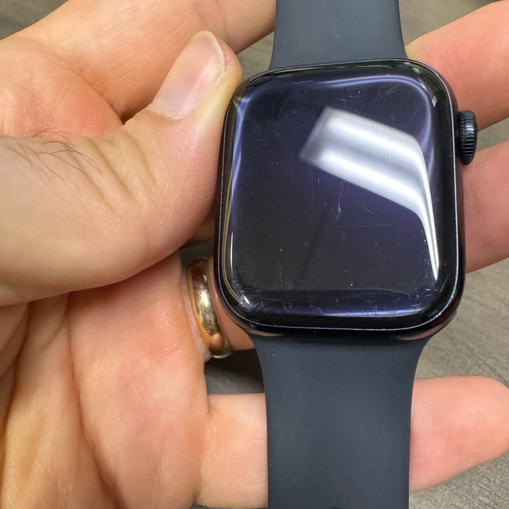 Apple Black Smartwatch Version 7